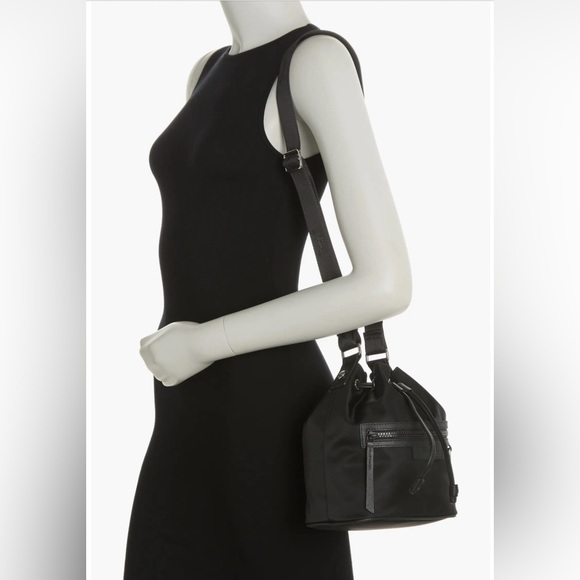 Longchamp Le Pliage Neoprene Bucket Bag - Picture 2 of 5